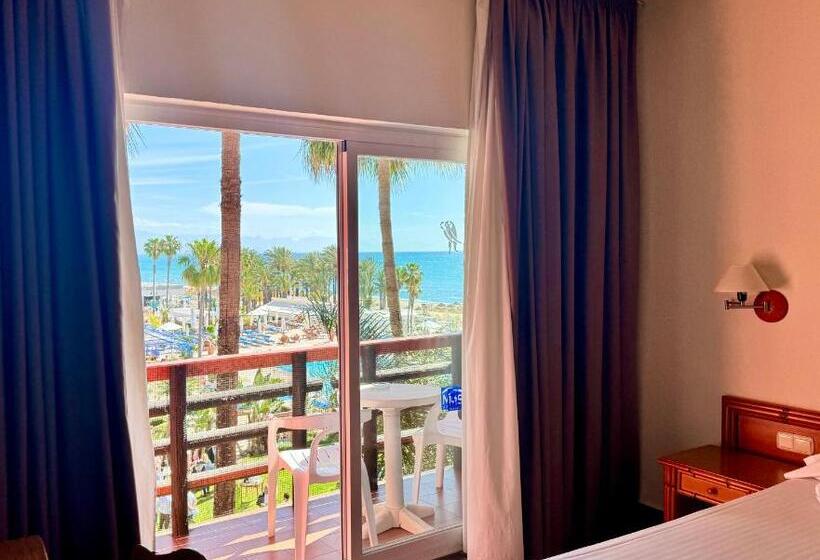 サイドオーシャンビュースタンダードルーム, Ms Tropicana