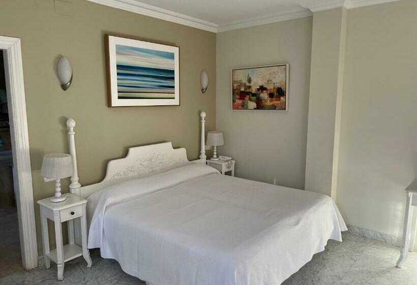 جناح جونيور, Paraíso Del Mar