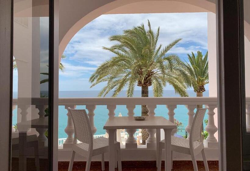 غرفة قياسية مطلّة علي البحر مزوَّدة بشُرفة, Paraíso Del Mar