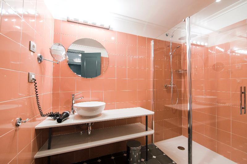 اتاق استاندارد, Petit Palace Puerta De Triana