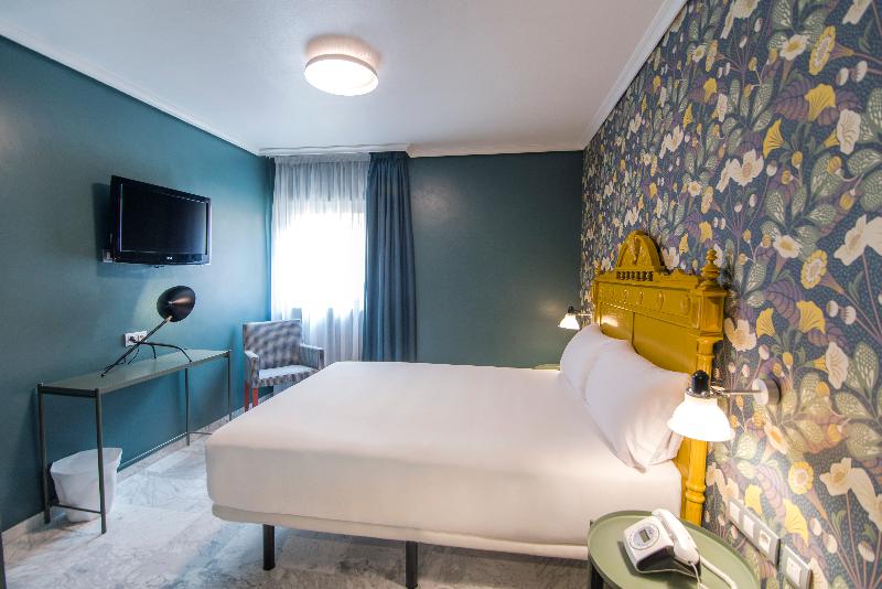 اتاق استاندارد, Petit Palace Puerta De Triana