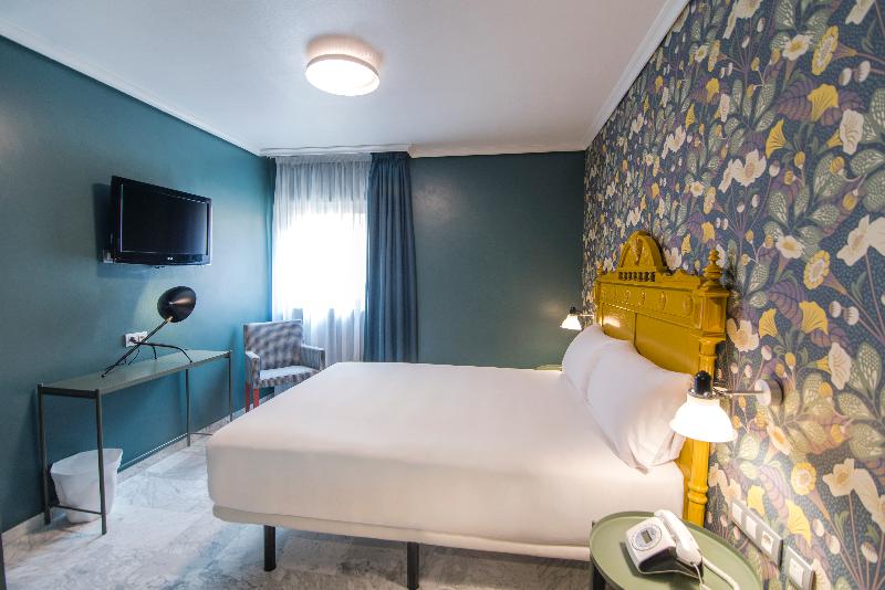 اتاق استاندارد, Petit Palace Puerta De Triana