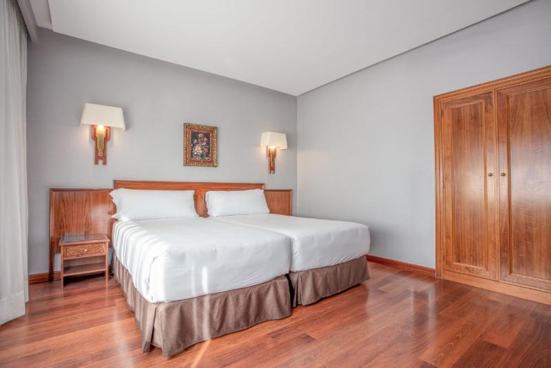 スタンダードルーム, Crisol Regio