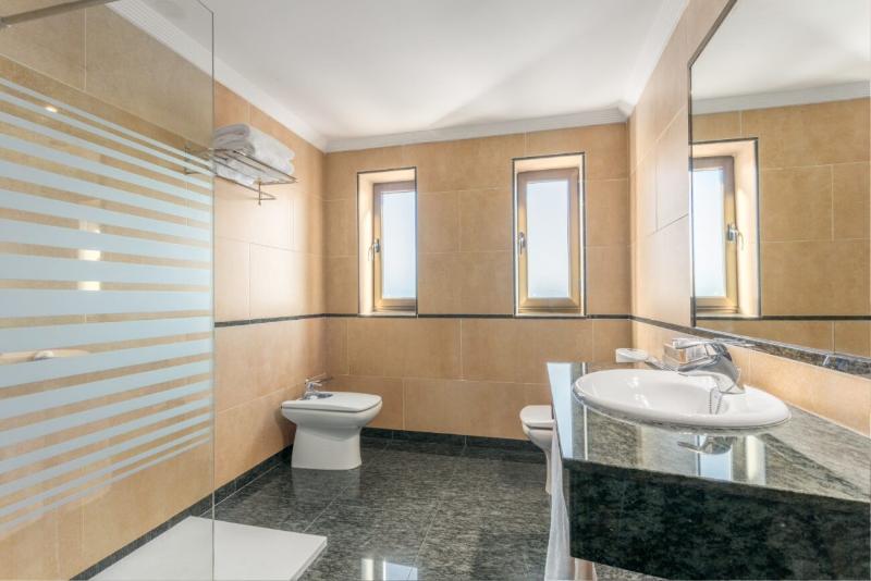 スタンダードルーム, Crisol Regio