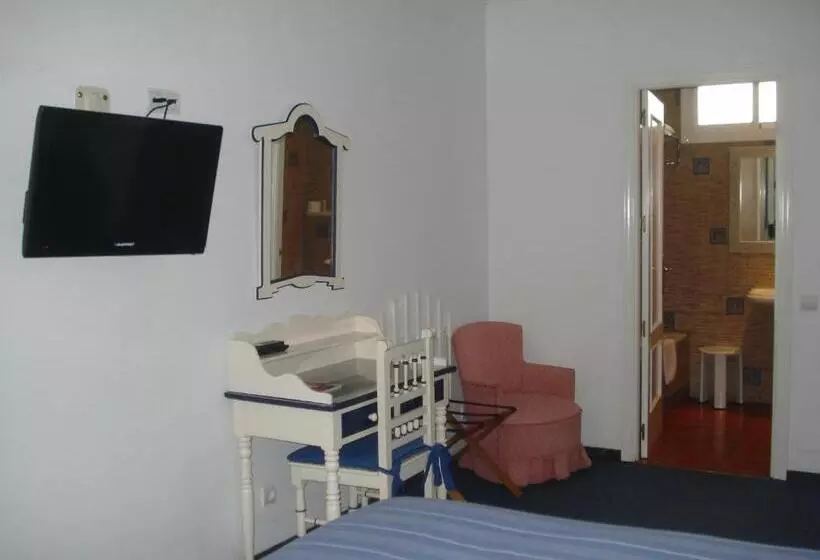 اتاق استاندارد یک نفره, Ronda Hotel Polo