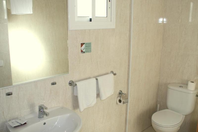 Номер Стандарт Трехместный, Sant Jordi