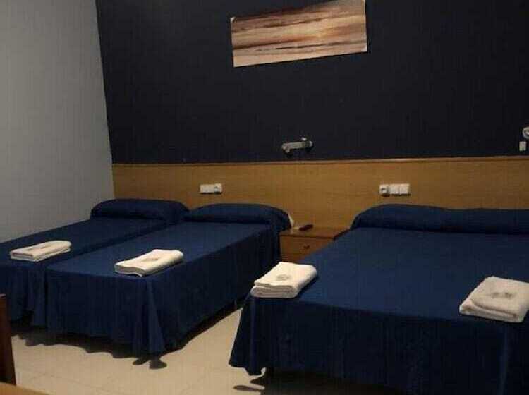 Четырехместный Номер Стандарт, Sant Jordi