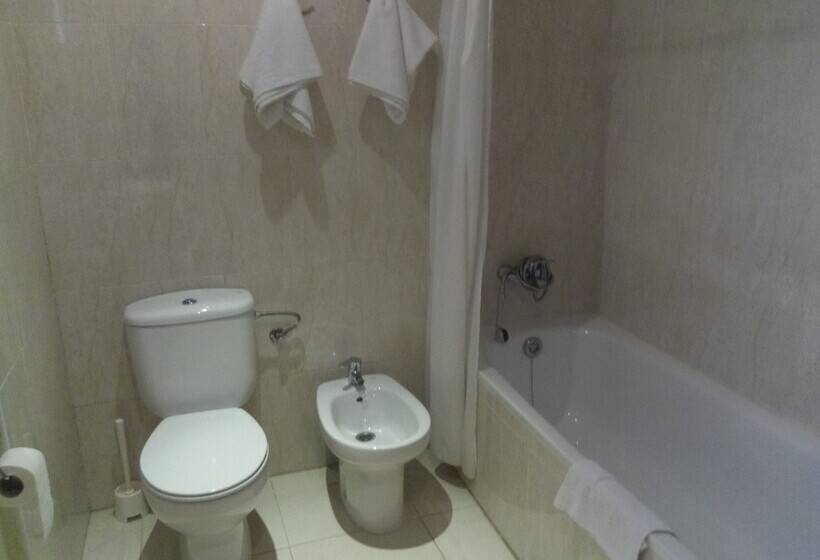 Четырехместный Номер Стандарт, Sant Jordi