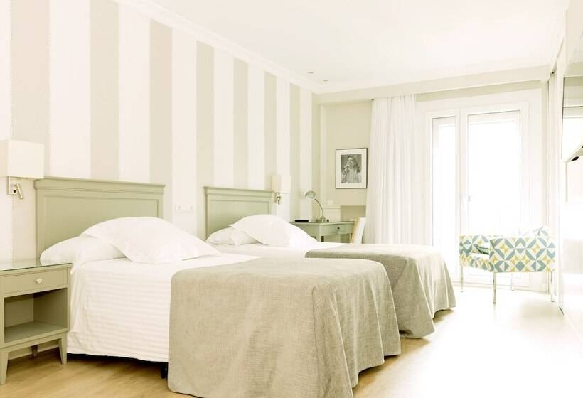 Номер Стандарт, Sauce