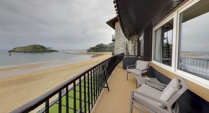 高级海景房, Silken Palacio Uribarren