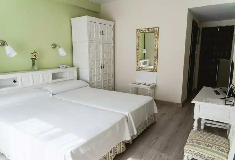 Camera Standard, Trh Mijas