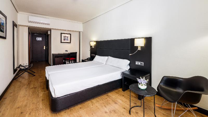 اتاق استاندارد, Virgen De Los Reyes