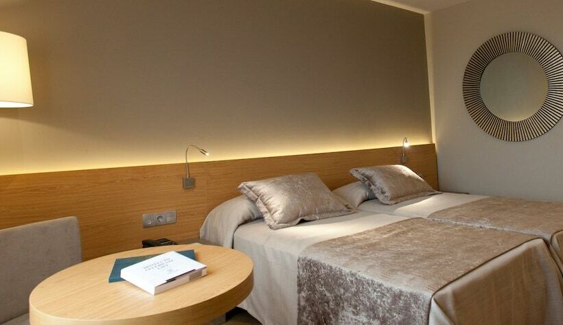 اتاق استاندارد, M.a. Hotel Sevilla Congresos