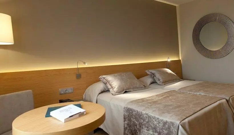 اتاق استاندارد, M.a. Hotel Sevilla Congresos
