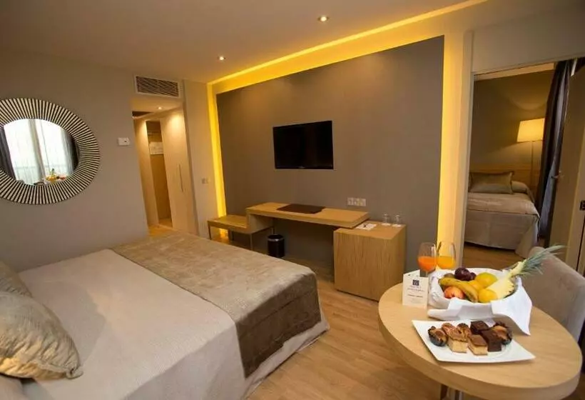 اتاق خانوادگی, M.a. Hotel Sevilla Congresos
