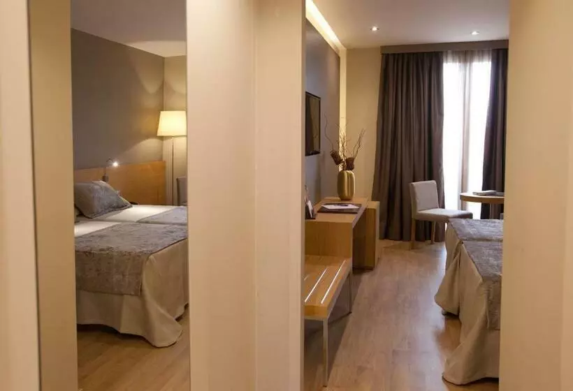 اتاق خانوادگی, M.a. Hotel Sevilla Congresos