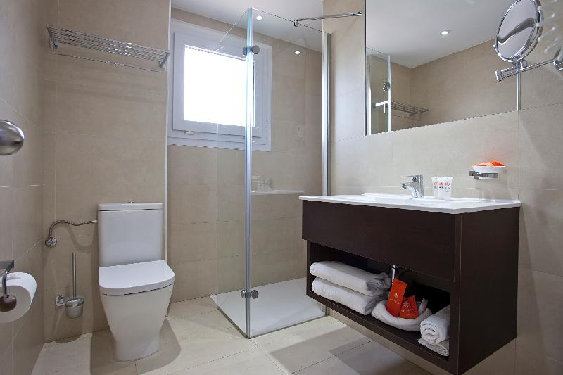 جناح غرفتين نوم, ME Marbella Luxury Lifestyle Hotel