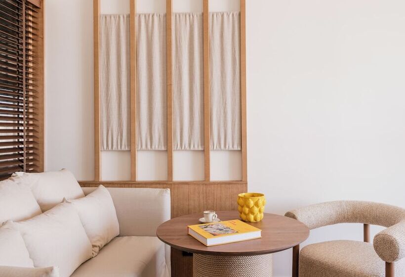 غرفة قياسية ذات إطلالة, ME Marbella Luxury Lifestyle Hotel