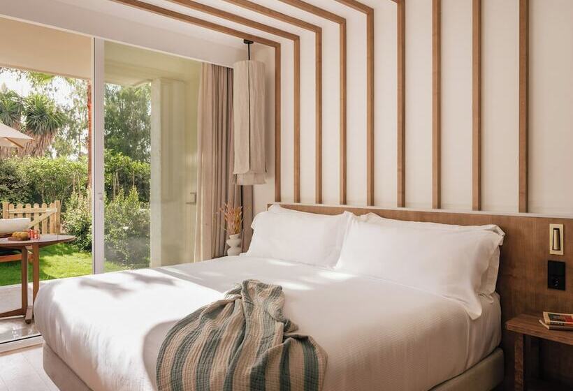 جناح جونيور سوبريور, ME Marbella Luxury Lifestyle Hotel