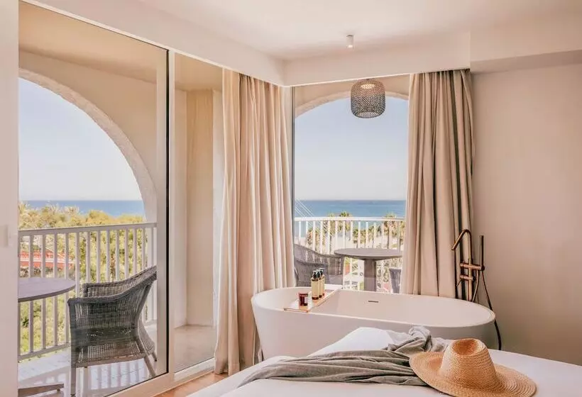 اتاق استاندارد با تراس, ME Marbella by Meliá