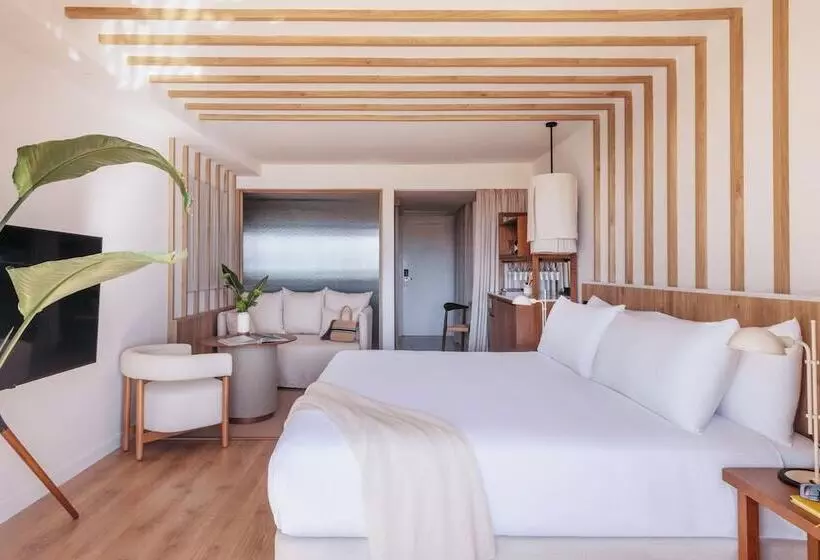 اتاق استاندارد تودرتو, ME Marbella by Meliá