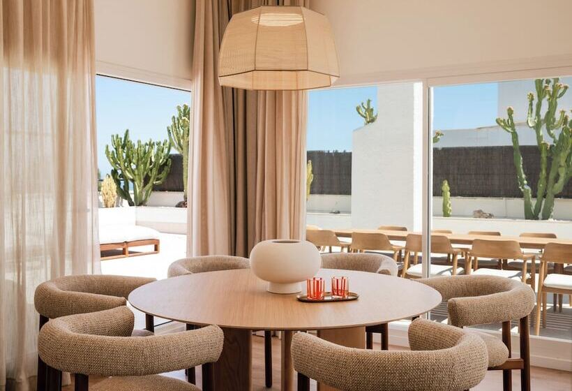 Пентхаус, ME Marbella Luxury Lifestyle Hotel