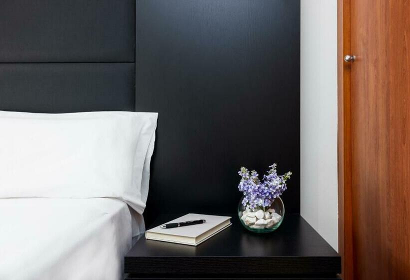 اتاق استاندارد, Virgen De Los Reyes