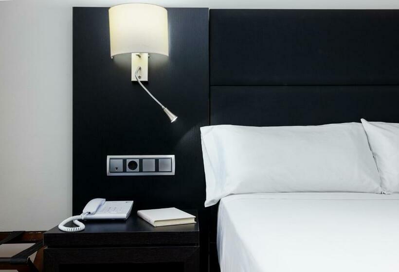 اتاق استاندارد, Virgen De Los Reyes