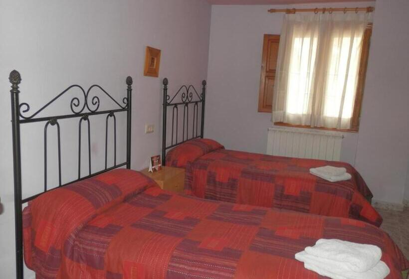 Номер Стандарт, Hostal El Portalico
