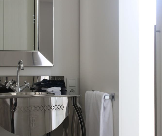 スタンダードルーム, Balneari Termes Orion