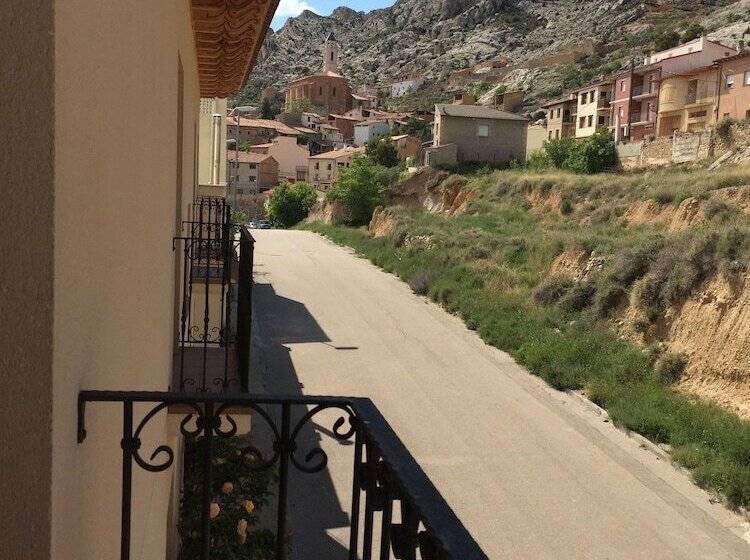 غرفة قياسية, Castellote