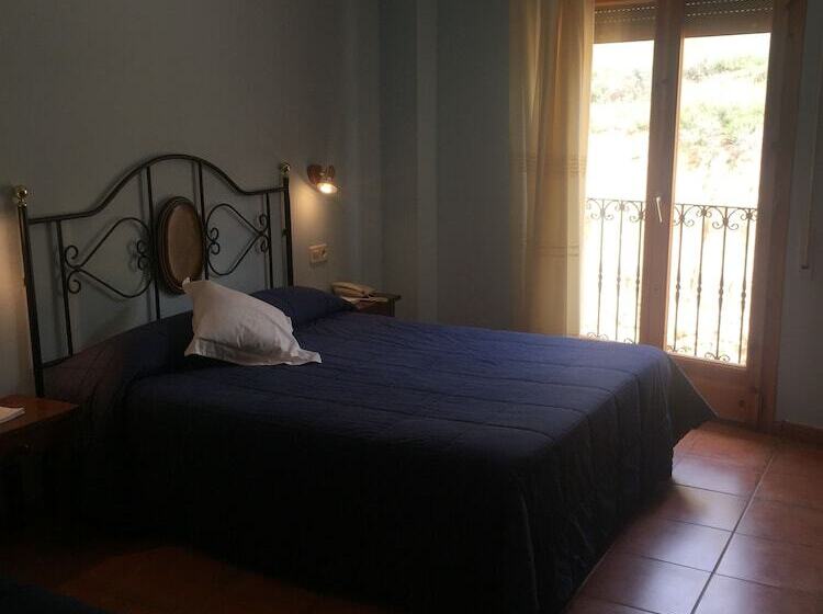 غرفة عائلية, Castellote