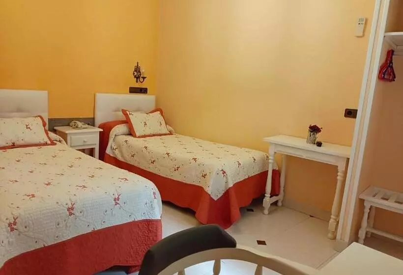 اتاق استاندارد, Hostal Don Jaime I y II