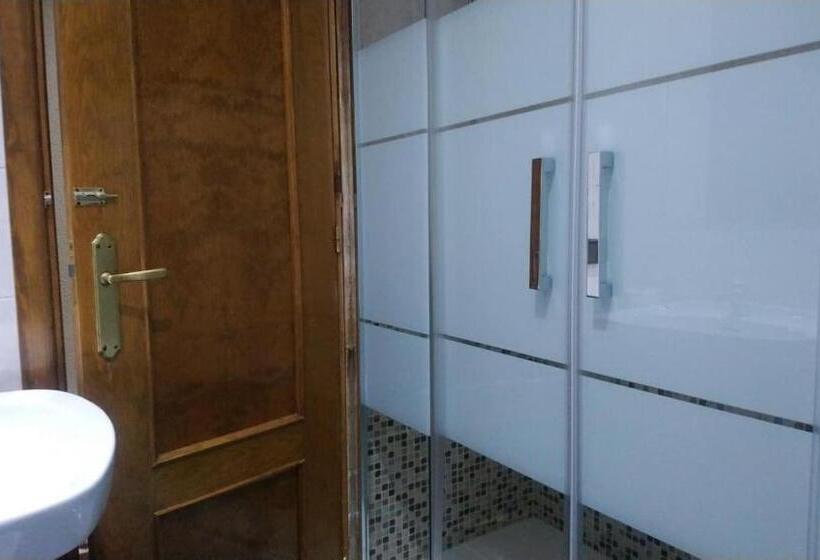 اتاق استاندارد, Hostal Don Jaime I Y Ii