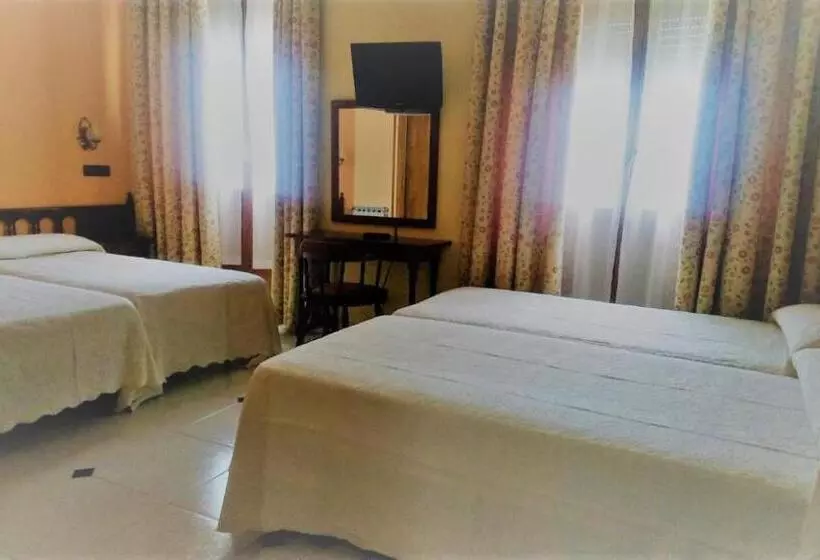 اتاق خانوادگی, Hostal Don Jaime I y II