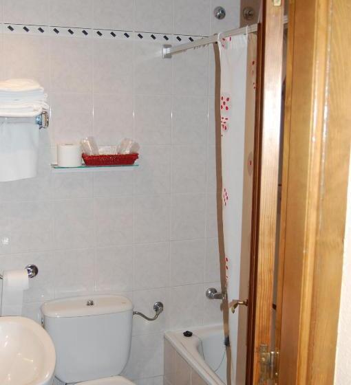 اتاق خانوادگی, Hostal Don Jaime I Y Ii