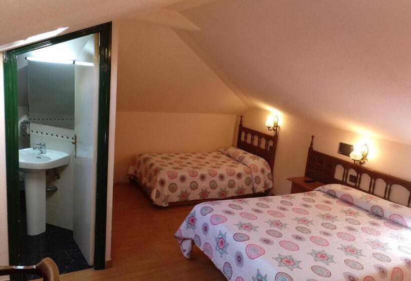 اتاق پنت هاوس, Hostal Don Jaime I Y Ii