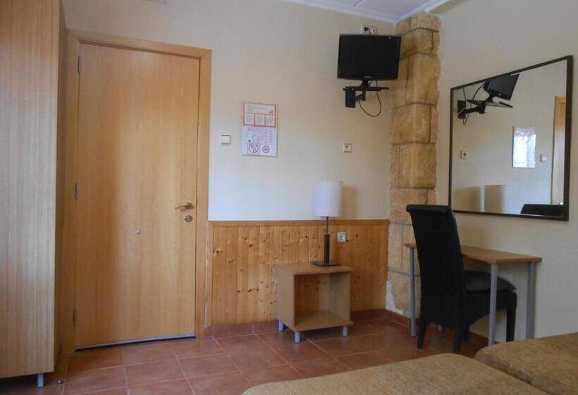 스탠다드 트리플 룸, Hostal El Callejon