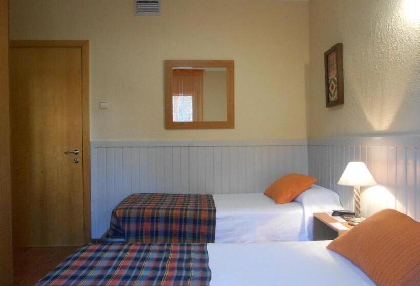 스탠다드 트리플 룸, Hostal El Callejon