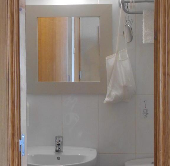 패밀리 룸, Hostal El Callejon