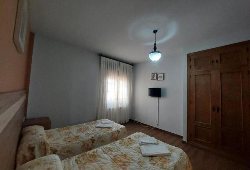 اتاق استاندارد یک نفره, Hostal Restaurante Villa De Sepúlveda