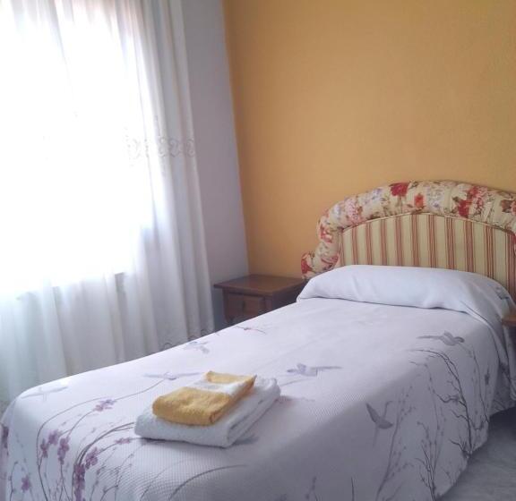 اتاق استاندارد یک نفره, Hostal Restaurante Villa De Sepúlveda