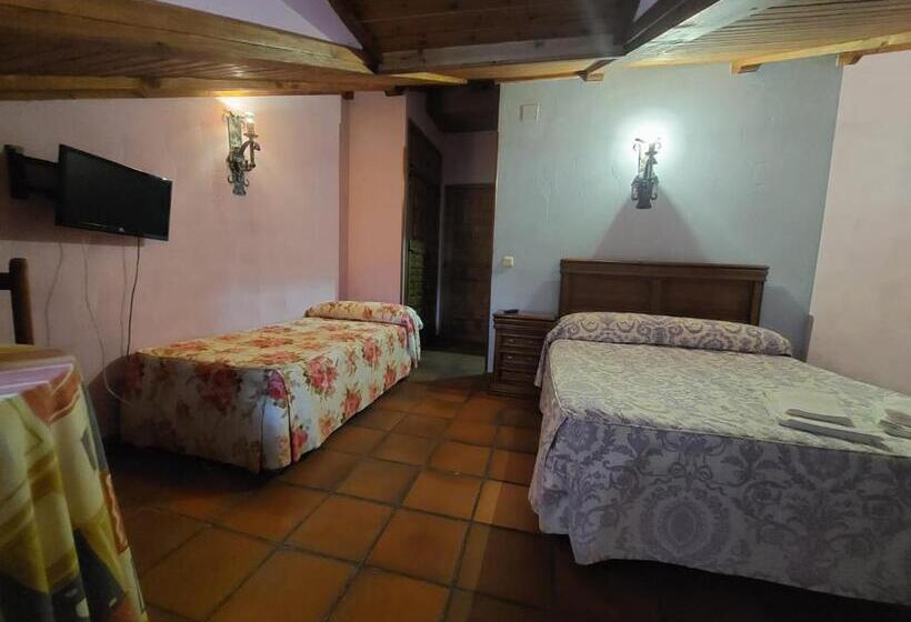 اتاق استاندارد با 2 تخت دوبل, Hostal Restaurante Villa De Sepúlveda