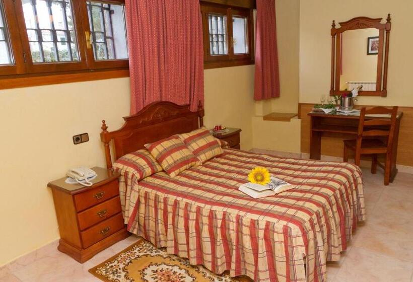 Quarto Estandar, Hostal Siete Picos