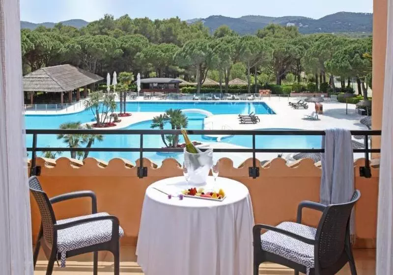 سوییت جونیور, La Costa Hotel Golf & Beach Resort