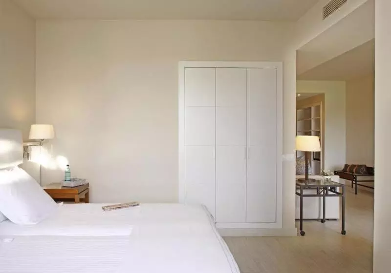 سوییت جونیور, La Costa Hotel Golf & Beach Resort
