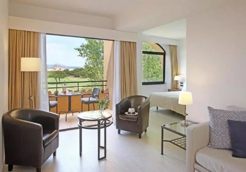 سوییت جونیور, La Costa Hotel Golf & Beach Resort