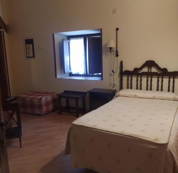 غرفة قياسية فردية, La Posada De Numancia