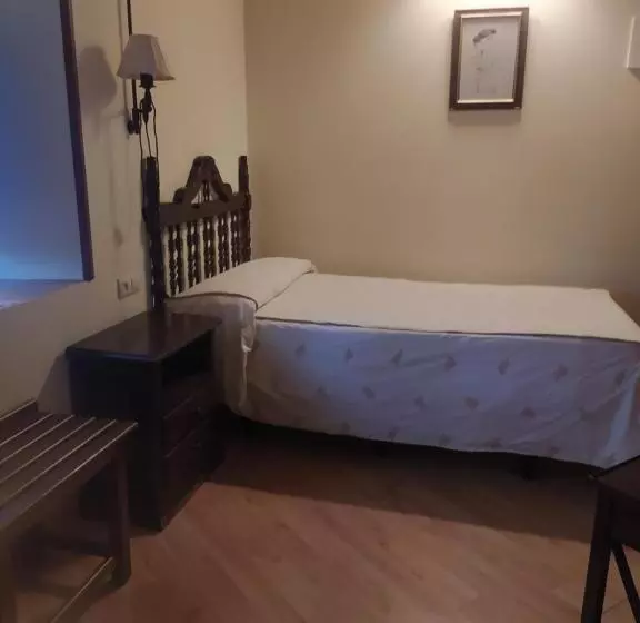 Chambre Standard Individuelle, La Posada De Numancia