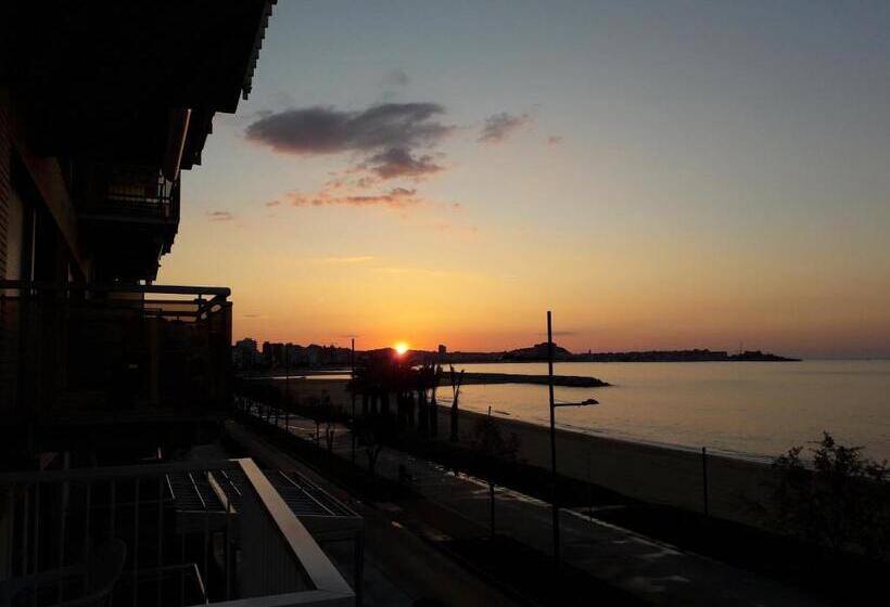 스탠다드 룸 바다 전망, Maria Teresa